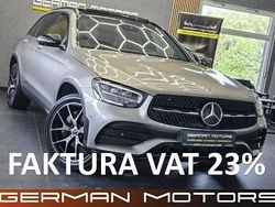 Szary Używany 2022 Mercedes GLC300e AMG SUV | 159 900 zł