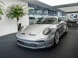 Gt silver metallic Używany 2024 Porsche 992 | 1 259 360 zł (Drogi)