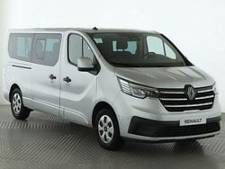 Srebrny Używany 2024 Renault Trafic Minivan | 137 500 zł (Uczciwa cena)