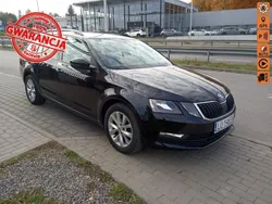 Czarny Używany 2017 Skoda Octavia Kombi | 44 900 zł (Dość drogi)