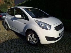 Biały Używany 2011 Kia Venga Hatchback | 18 300 zł (Uczciwa cena)