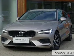 Szary Używany 2023 Volvo V60 Kombi | 139 900 zł (Super Cena)