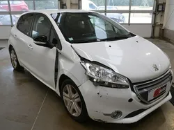Biały Używany 2018 Peugeot 108 Hatchback | 11 200 zł