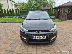 Czarny (metalik) Używany 2017 Hyundai i20 Hatchback | 36 900 zł (Uczciwa cena)