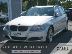 Srebrny (metalik) Używany 2012 BMW 318 Kombi | 29 600 zł (Dobra cena)