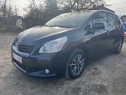 Niebieski Używany 2012 Toyota Verso Minivan | 37 900 zł (Uczciwa cena)