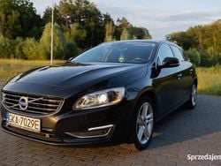 Czarny Używany 2014 Volvo V60 Kombi | 39 900 zł (Dobra cena)