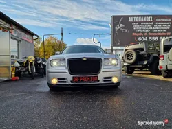 Srebrny Używany 2007 Chrysler 300C Kombi | 23 490 zł