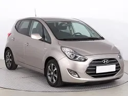 Srebrny Używany 2018 Hyundai ix20 Minivan | 42 999 zł (Uczciwa cena)