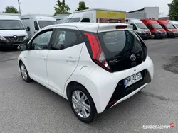 Biały Używany 2020 Toyota Aygo Edition Hatchback | 31 500 zł (Super Cena)