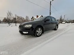 Czarny Używany 2015 Skoda Octavia Ambition Sedan/Limuzyna | 48 900 zł