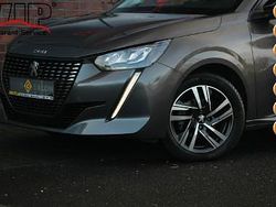 Szary Używany 2022 Peugeot 208 Hatchback | 49 990 zł (Uczciwa cena)