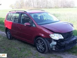 Bordowy (metalik) Używany 2007 VW Touran Minivan | 19 000 zł