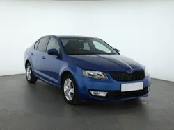 Niebieski Używany 2016 Skoda Octavia Hatchback | 55 999 zł (Dobra cena)