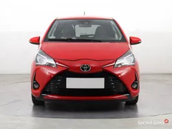 Czerwony Używany 2018 Toyota Yaris Hatchback | 51 999 zł (Uczciwa cena)