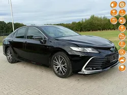 Brązowy (metalik) Używany 2024 Toyota Camry Sedan/Limuzyna | 78 900 zł