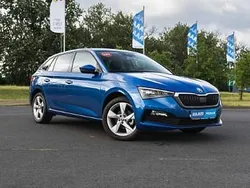 Niebieski Używany 2023 Skoda Scala Hatchback | 79 999 zł (Uczciwa cena)
