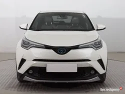 Biały Używany 2017 Toyota C-HR SUV | 81 499 zł (Uczciwa cena)