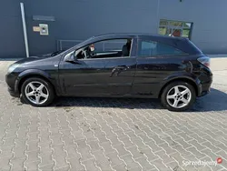 Czarny Używany 2008 Opel Astra Hatchback | 13 000 zł (Uczciwa cena)