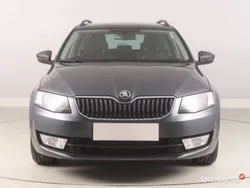 Szary Używany 2015 Skoda Octavia Kombi | 34 999 zł (Uczciwa cena)
