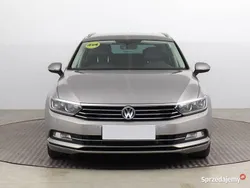 Srebrny Używany 2015 VW Passat Kombi | 54 999 zł (Dość drogi)