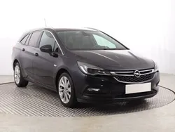 Niebieski Używany 2018 Opel Astra Kombi | 47 999 zł (Uczciwa cena)