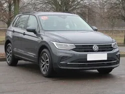 Szary Używany 2021 VW Tiguan SUV | 96 999 zł (Dobra cena)