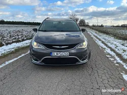Chrysler Pacifica