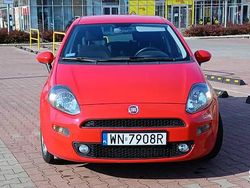 Czerwony Używany 2017 Fiat Punto Hatchback | 19 700 zł