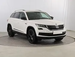 Biały Używany 2018 Skoda Kodiaq SUV | 94 999 zł (Uczciwa cena)