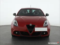 Czerwony Używany 2017 Alfa Romeo Giulietta Quadrifoglio Verde Hatchback | 63 999 zł