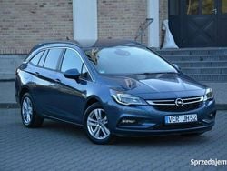 Niebieski Używany 2016 Opel Astra Kombi | 30 900 zł (Dobra cena)