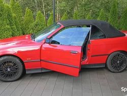 Czerwony Używany 1997 BMW 320 Cabriolet Kabriolet | 29 900 zł