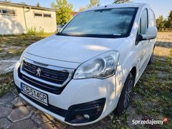 Używany 2017 Peugeot Partner Active Minivan | 29 100 zł (Dobra cena)