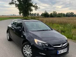 Czarny Używany 2016 Opel Astra Hatchback | 30 000 zł (Dobra cena)
