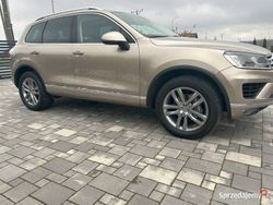 Złoty Używany 2015 VW Touareg SUV | 83 000 zł