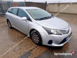 Srebrny Używany 2013 Toyota Avensis Sedan/Limuzyna | 5900 zł