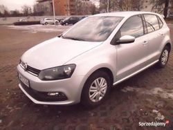 Srebrny Używany 2015 VW Polo Hatchback | 36 700 zł (Uczciwa cena)
