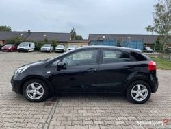 Czarny Używany 2013 Kia Rio Hatchback | 23 900 zł (Dość drogi)