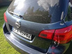 Niebieski Używany 2011 Opel Astra Sport Kombi | 13 500 zł