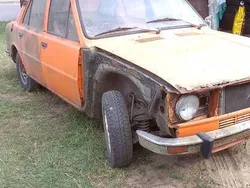 Używany 1981 Skoda 105 Sedan/Limuzyna | 2650 zł