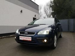 Niebieski Używany 2005 Ford Focus Hatchback | 9900 zł (Uczciwa cena)