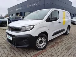 Biały Używany 2024 Opel Combo Minivan | 110 688 zł
