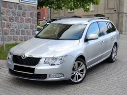 Srebrny Używany 2011 Skoda Superb Kombi | 20 000 zł