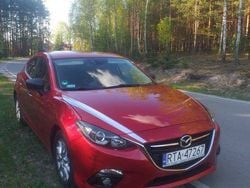 Czerwony Używany 2015 Mazda 3 Hatchback | 43 000 zł