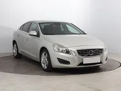 Szary Używany 2012 Volvo S60 Sedan/Limuzyna | 35 999 zł (Uczciwa cena)