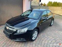 Czarny Używany 2009 Chevrolet Cruze Sedan/Limuzyna | 17 600 zł (Uczciwa cena)