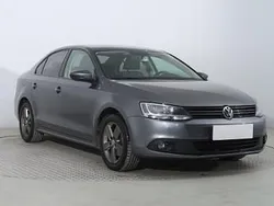 Szary Używany 2014 VW Jetta Sedan/Limuzyna | 37 999 zł (Drogi)
