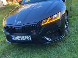 Czarny (metalik) Używany 2023 Skoda Octavia RS Sedan/Limuzyna | 132 000 zł