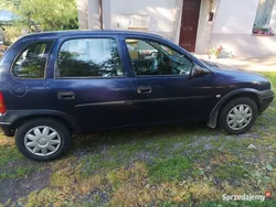 Grafitowy Używany 1997 Opel Corsa Sedan/Limuzyna | 1700 zł (Drogi)